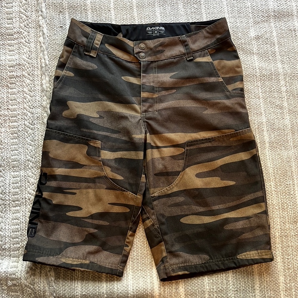 Dakine Mens 8 track Mtn bike short sz M
